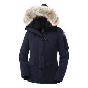 Canada Goose Montebello fitted Women's medium black Jacket with Fur Hood